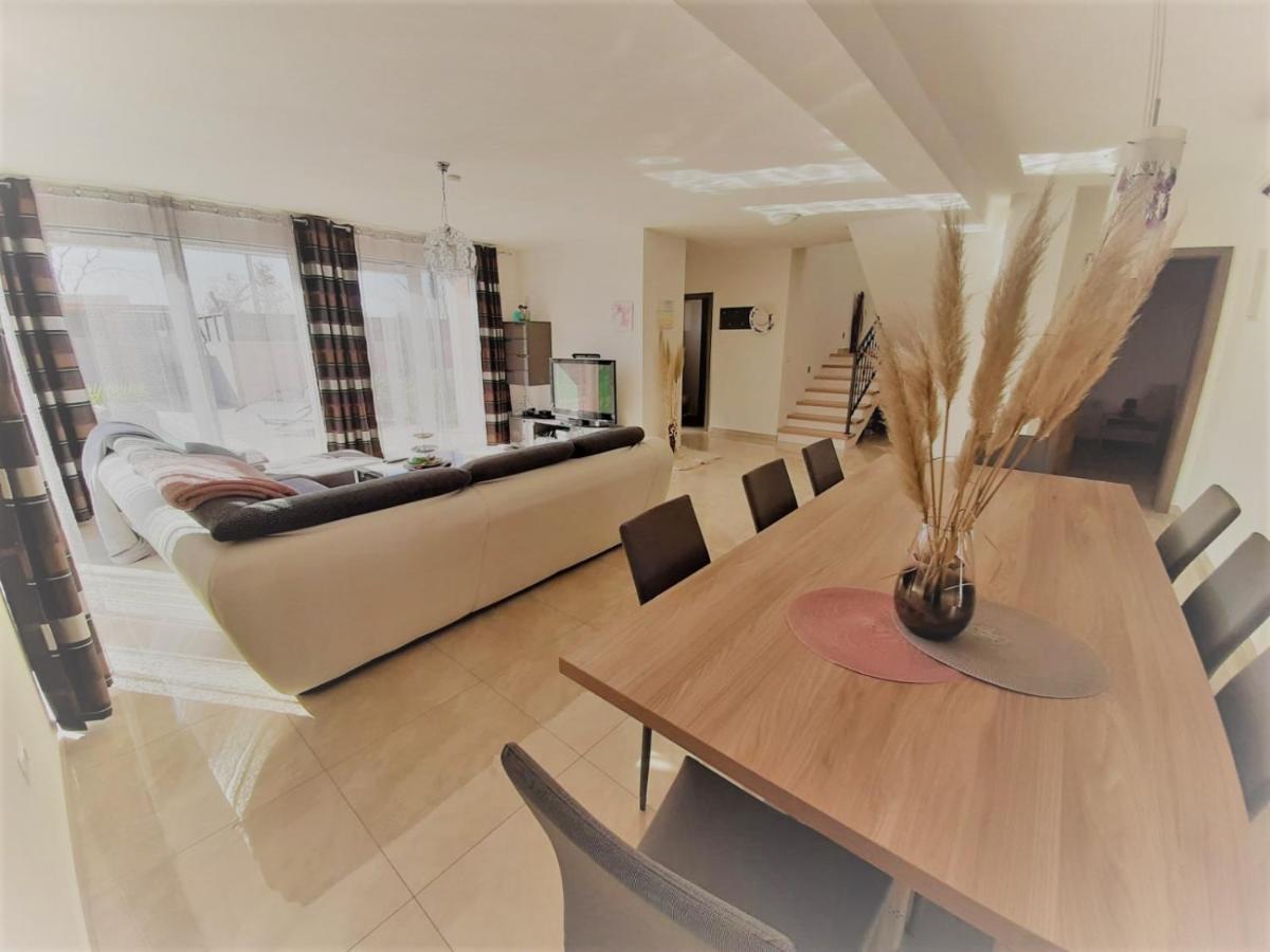 Villa Nemo Porec Esterno foto