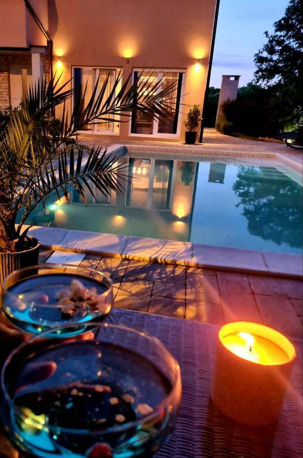 Villa Nemo Porec Esterno foto