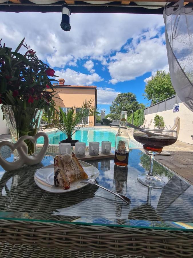 Villa Nemo Porec Esterno foto